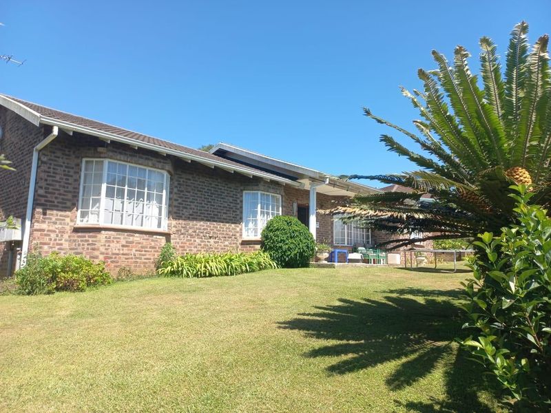 3 Bedroom Townhouse For Sale in Howick Central