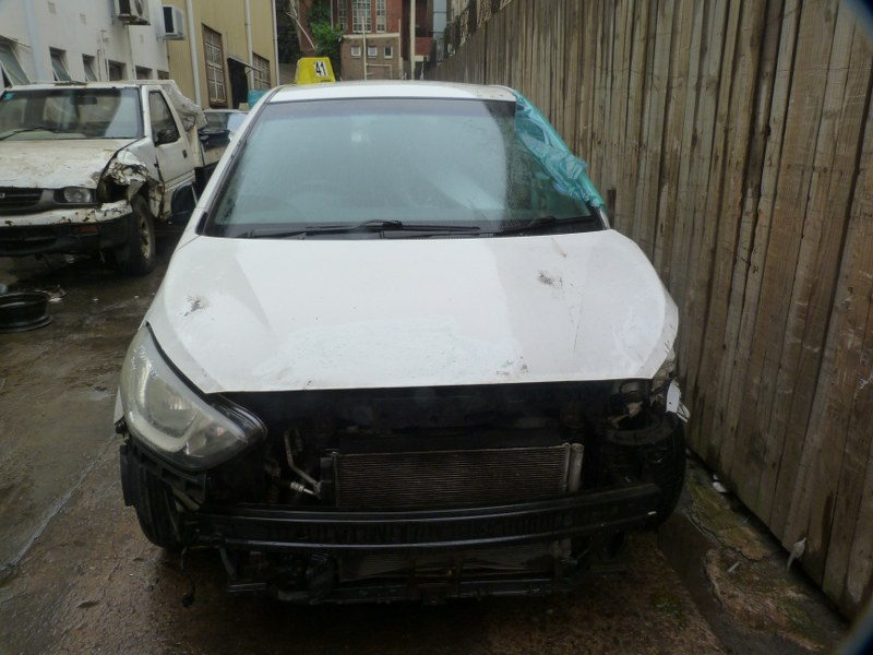 Hyundai i20 1.2 Motion Manual White - 2013 STRIPPING FOR SPARES