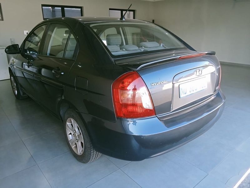 Hyundai accent automatic with cor