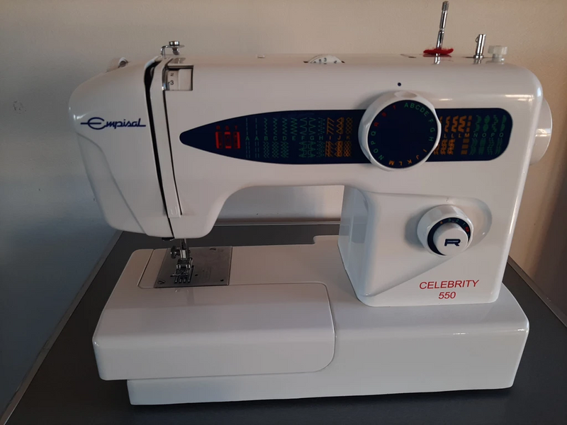 Empisal celebrity 550 Sewing Machine