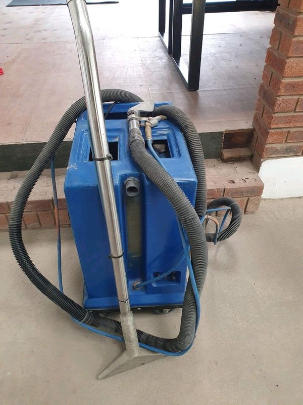 Upholstery cleaner for sale