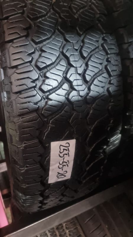 Two 255 55 20 general grabber tyres with good treads available for sale