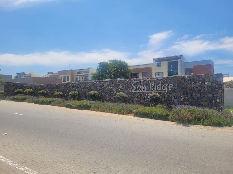Charming 2 Bedroom Apartment for Sale in Midrand - Your Ideal Retreat Awaits!
