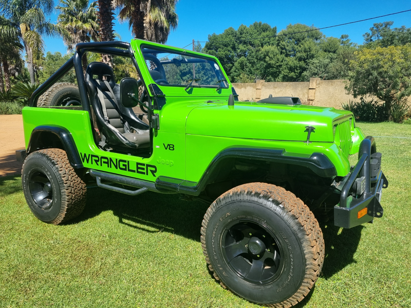 2012 Jeep CJ WRANGLER on a Range Rover chassis