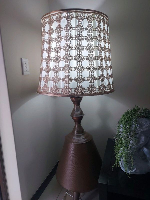 Copper standing lamp with crochet shade