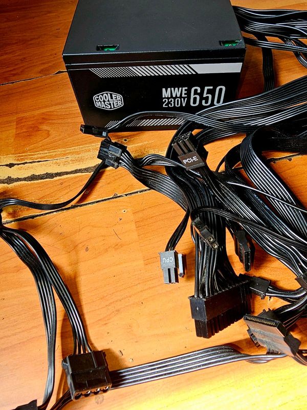 Cooler master 650 w power supply for sale