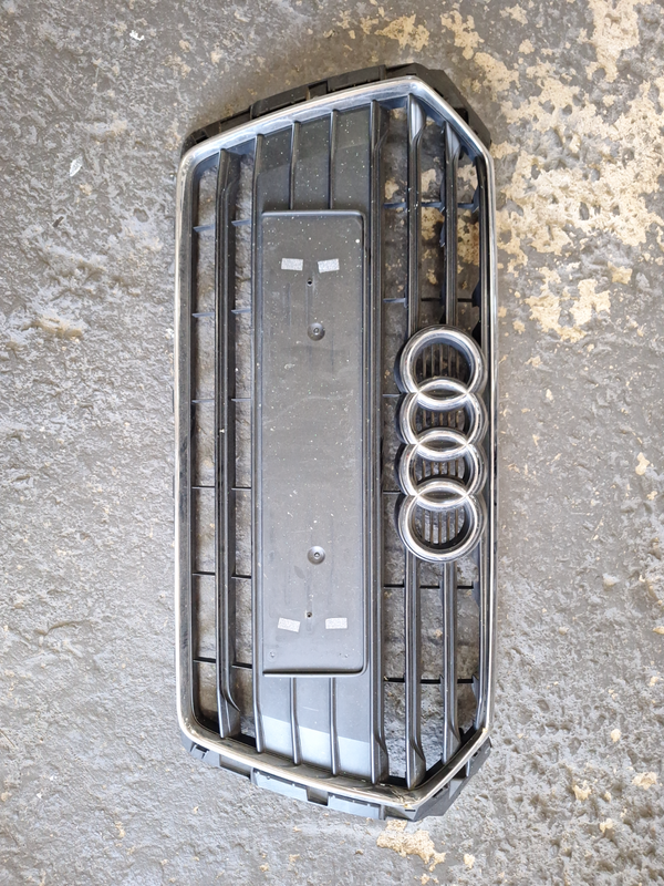 Audi A4 B9 Front Upper Grille (2017 - 2018)
