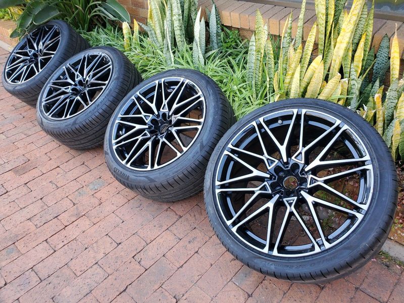 GENUINE BMW X5M 21&#34;/22&#34; G05 X5 RIMS AND TYRES