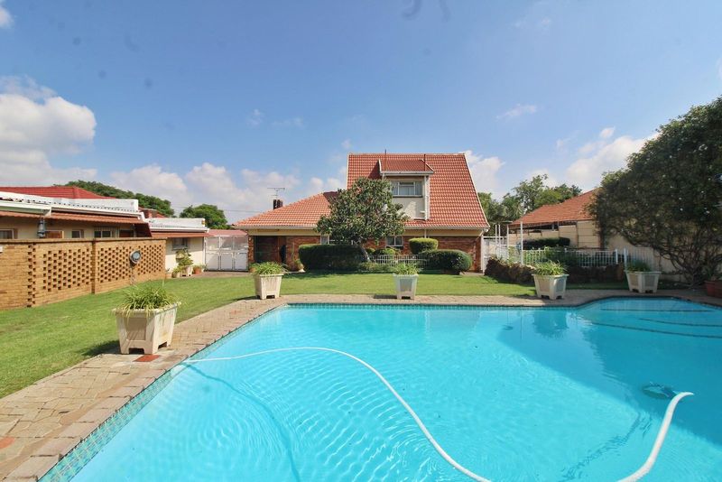 Charming Home with Swimming Pool and Cottage Potential