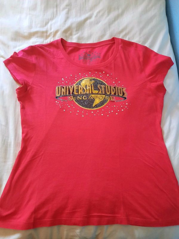 Universal studios Singapore ladies t-shirt original