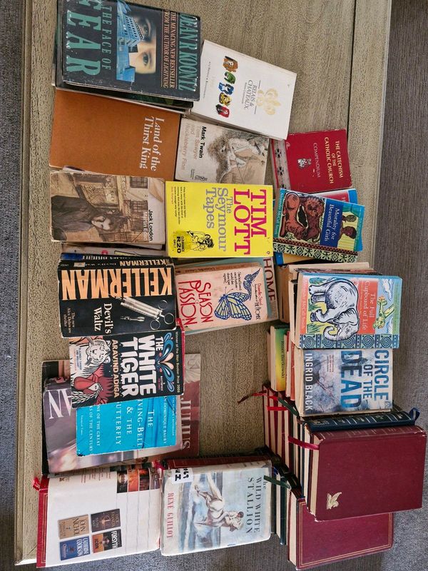 Variety of books (60&#43;) for sale R10 each or R500 for the lot