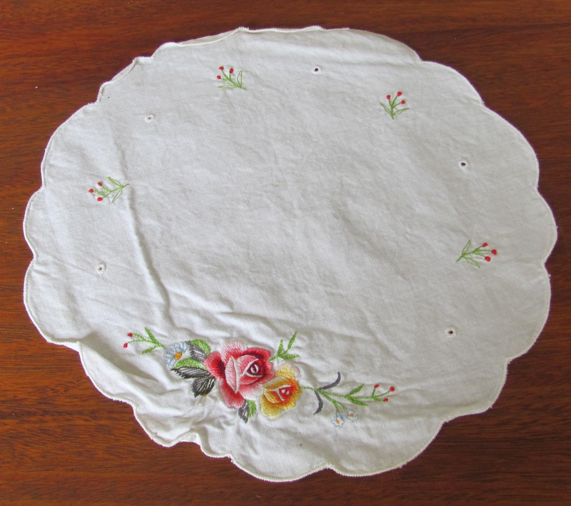 Vintage - Round Embroidered Table or Tray Cloth