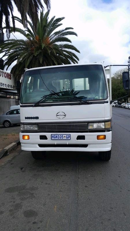 Hino 16177 AED