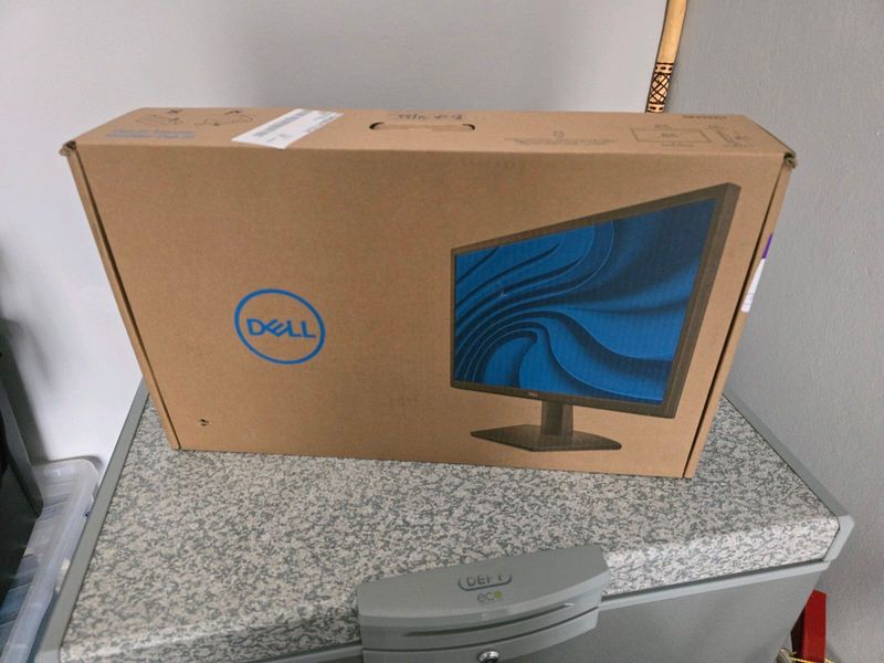 Brand new dell 22&#34; desktop monitor