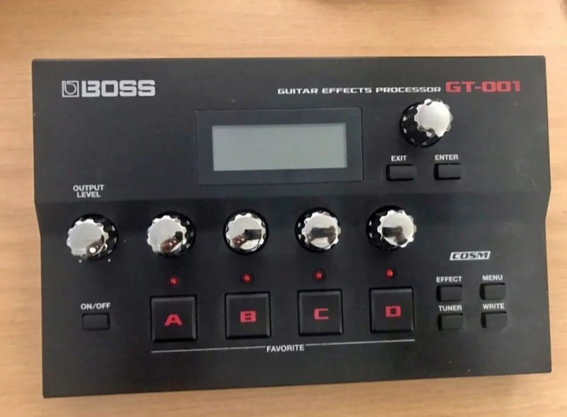 BOSS GT-001 Desktop Guitar Effects Processor IMPORTED