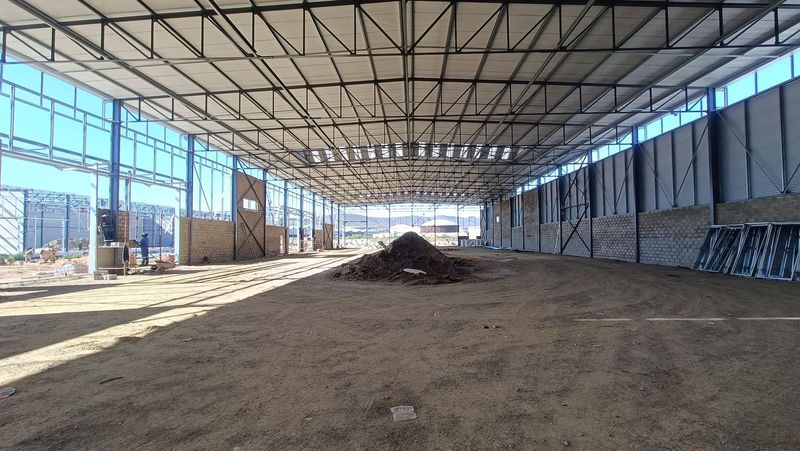3168m2 MODERN WAREHOUSE WITH FIRE SPRINKLERS TO LET
