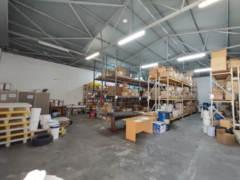 Freestanding Warehouse with Secure Yard