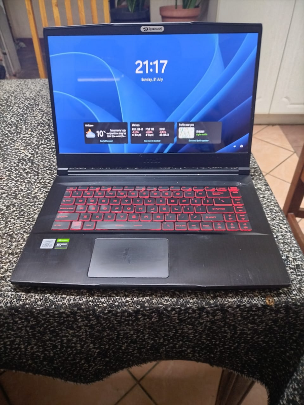 Msi gf63 thin 10sc gaming laptop with FREE Red dragon Bluetooth speakers