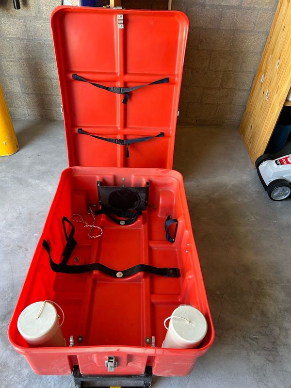 Diving equipment crate