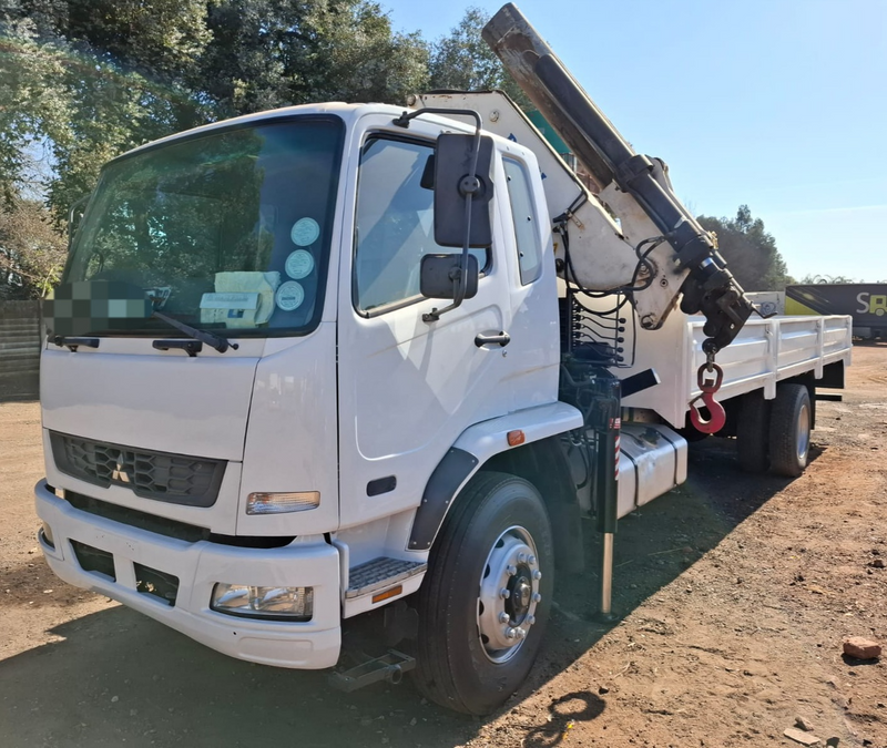 FUSO FN16-270 CRANE TRUCK!!