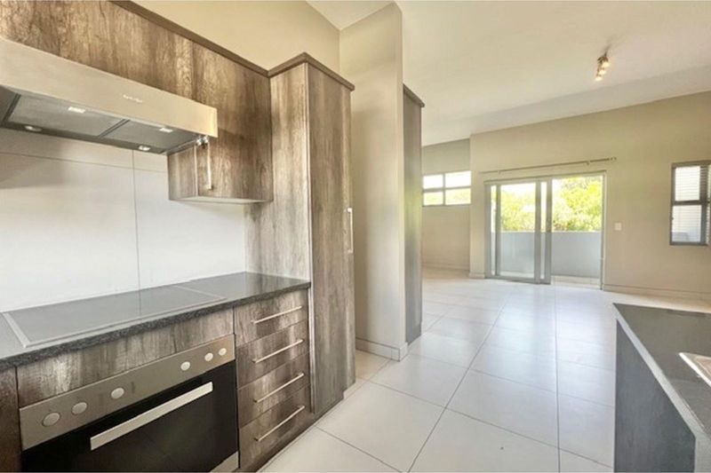 Modern Studio apartment in the heart of Bryanston