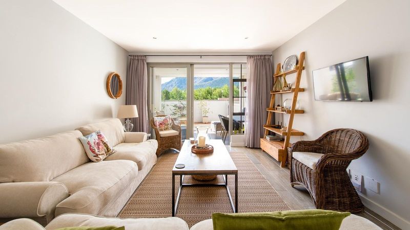 Apartment in Franschhoek For Sale