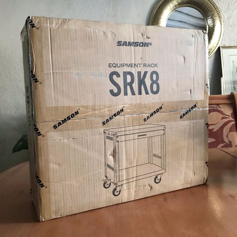 Brand new sealed Samson SRK8 8-Space Universal Equipment Rack - Black