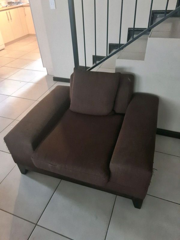 Couches for sale R1500 for both
