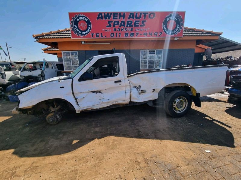 Nissan NP300 2.5TD (YD25) Breaking For Parts &#64; Aweh Auto Spares!