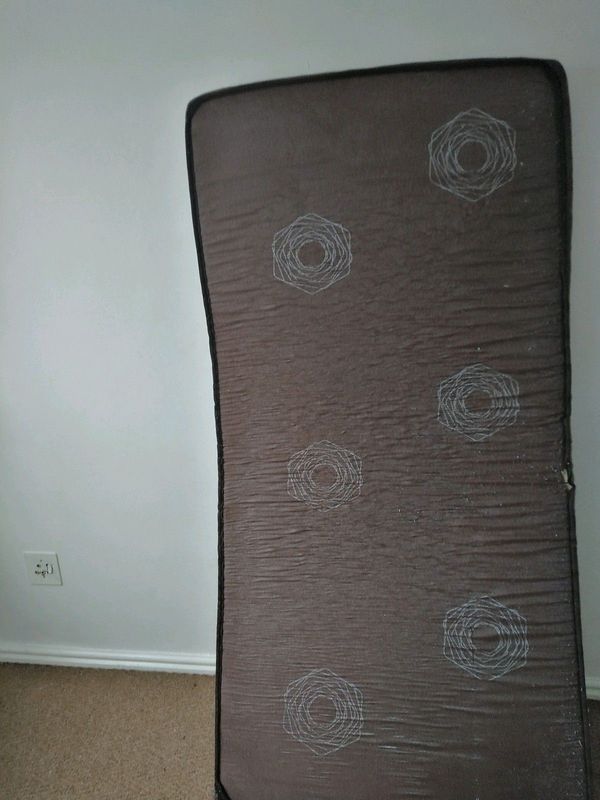 Single mattress to sell good condition ideal for bunk bed