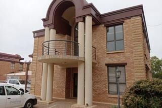0mÂ² Commercial To Let in Langenhovenpark at R122.00 per mÂ²