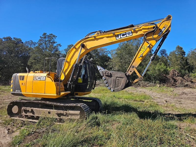 JCB JS140 (14 ton) Excavator For Sale (008949)