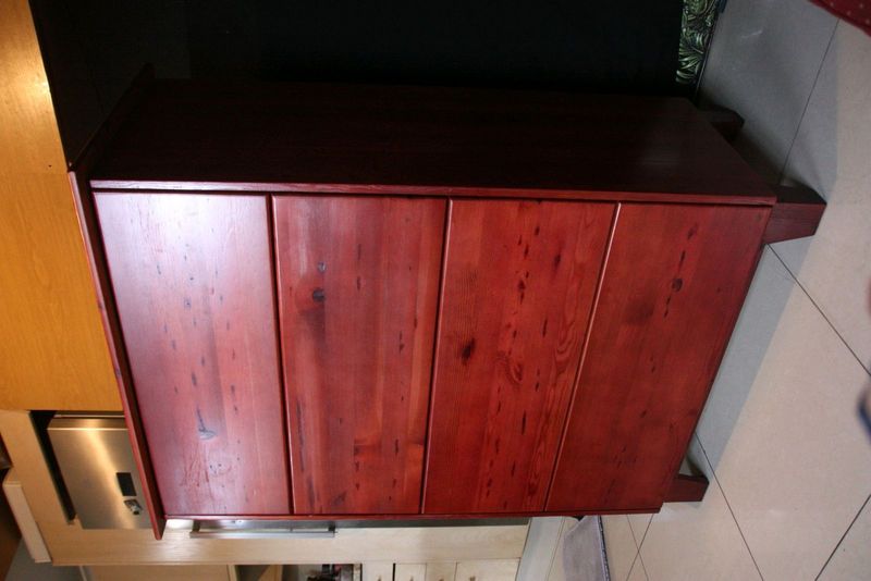 Oregon pine chest of drawers