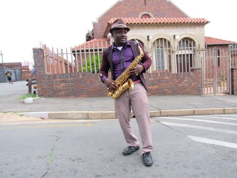 Kunle saxophonist
