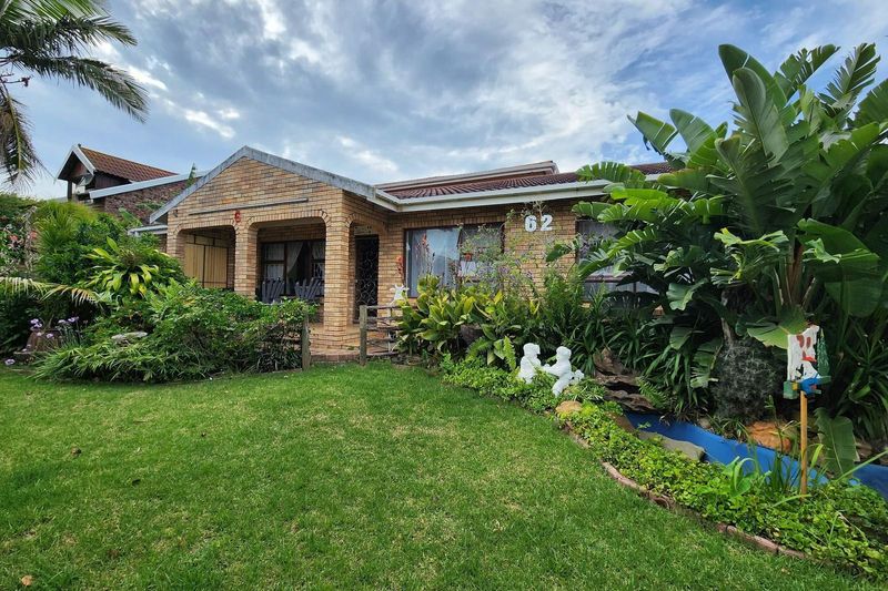 Family home in Jeffreys Bay