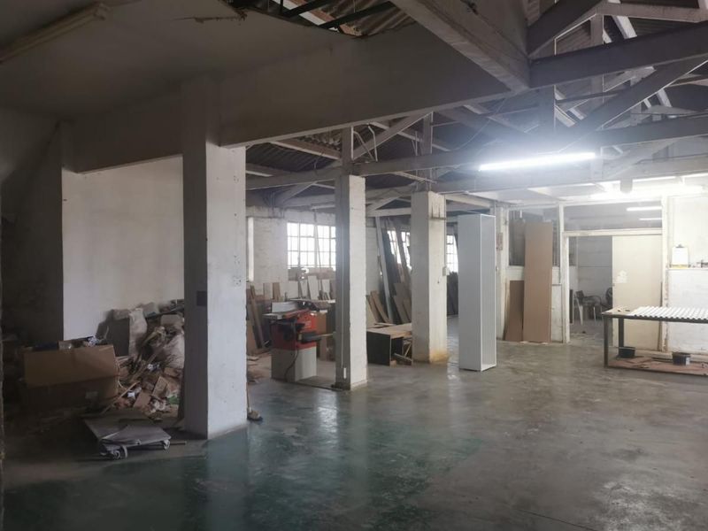 Factory Space To Let In Umbilo : 600sqm