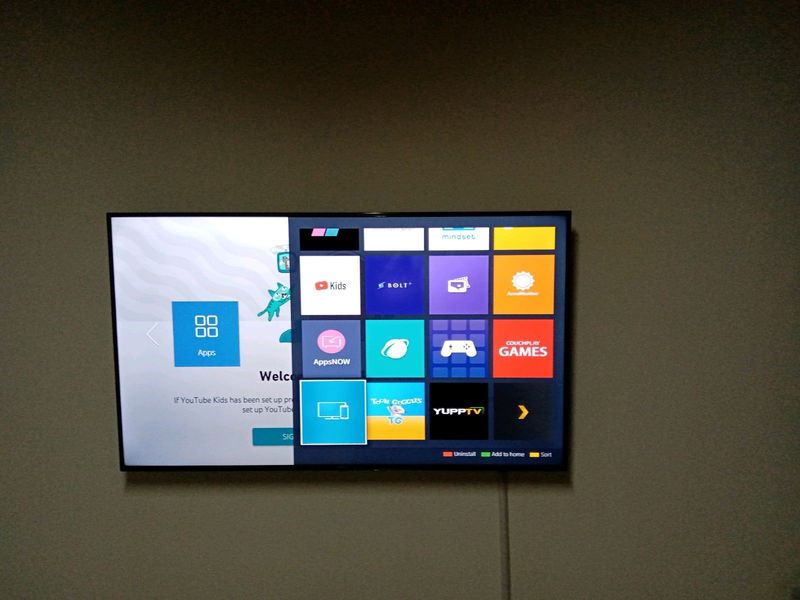 65 inch flat screen smart TV