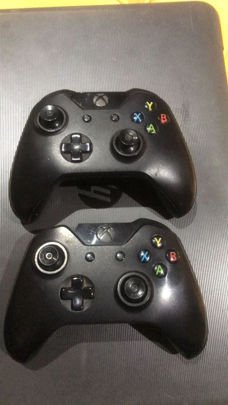 XBOX ONE Controllers