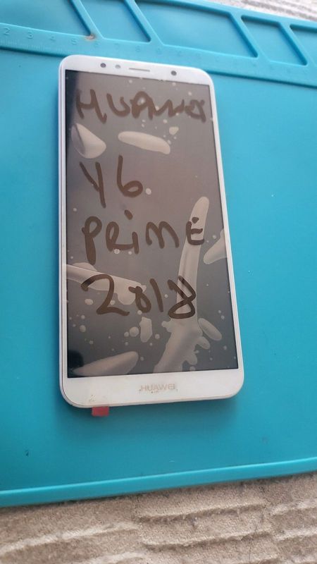 Huawei  Y6 prime 2018 replacement lcd with frame