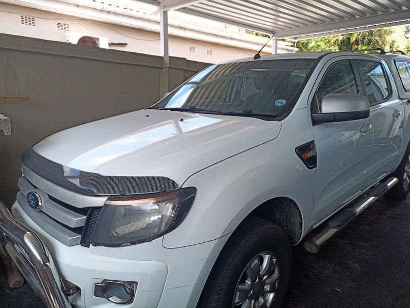 Ford Ranger white double cab 2016 with canopy