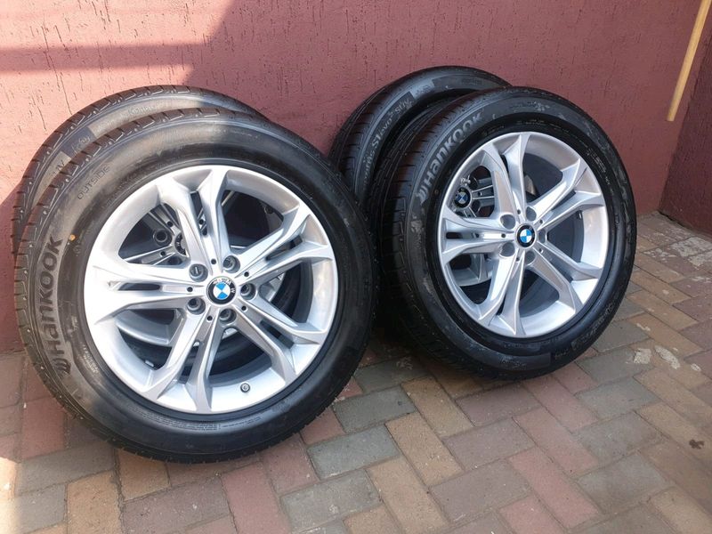 BMW X1/X3 B/NEW OEM 18IN MAGS AND R/FLAT TYRE&#39;S