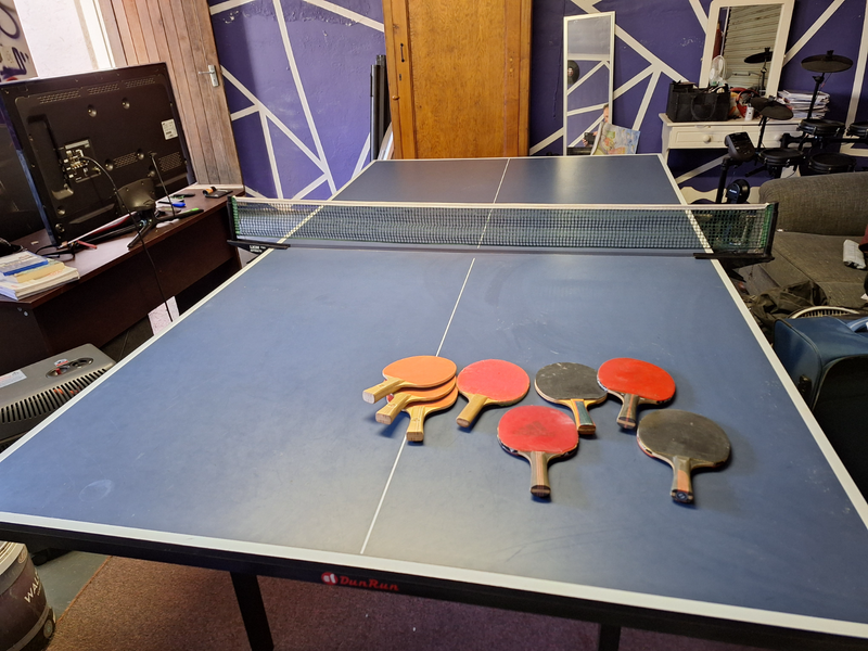 Full Table tennis set (table, nets and bats)