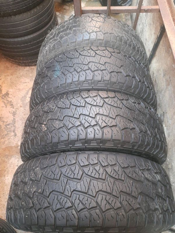 Fairly used Tyres 265/60/R18 HANKOOK DYNAPRO AT M 85% TREAD LIFE ZUMA 061_706_1663