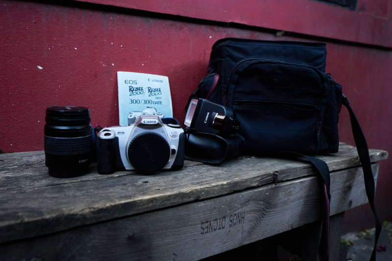 Canon EOS300 35mm Film SLR Kit
