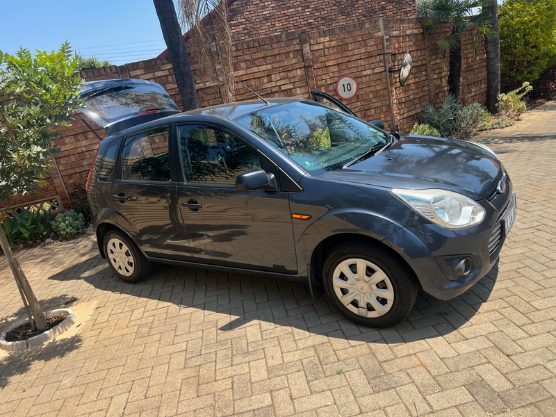 2014 Ford Figo Hatchback