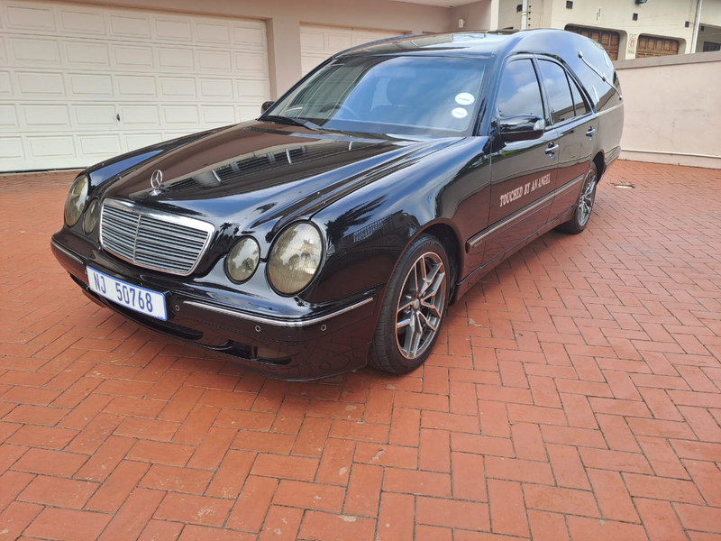 2001 Mercedes-Benz E-Class Hearse