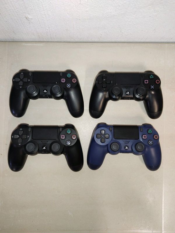 PlayStation 4 Controllers for Sale