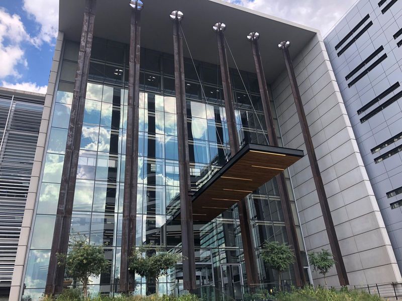 4000m² Commercial To Let in Sandton Central at R162.00 per m²