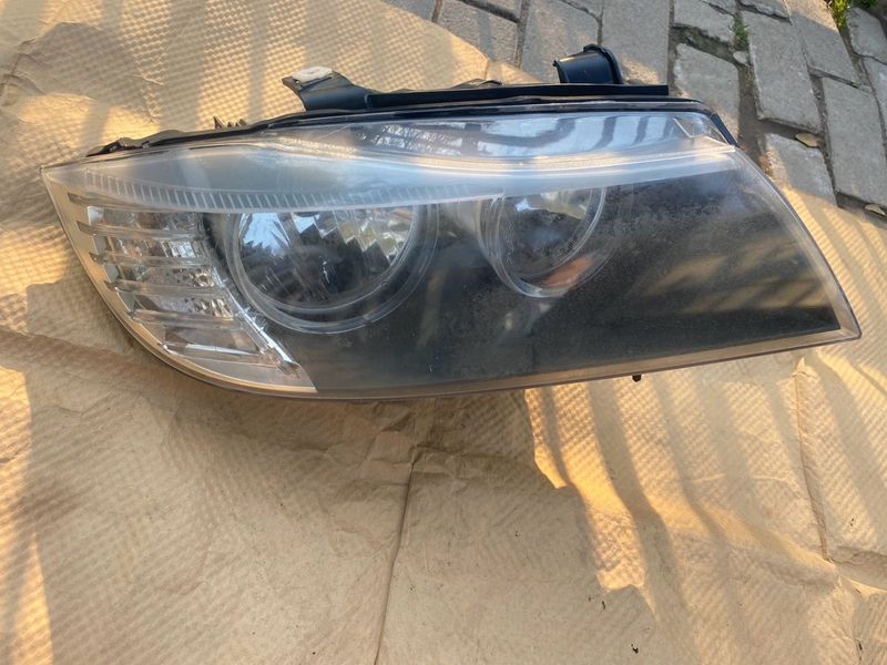 2010 BMW 3 SERIES E90 HALOGEN HEADLIGHT RIGHT SIDE FOR SALE