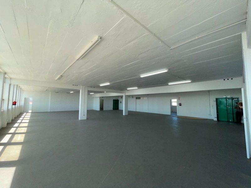 550m² Commercial To Let in Woodstock at R65.00 per m²